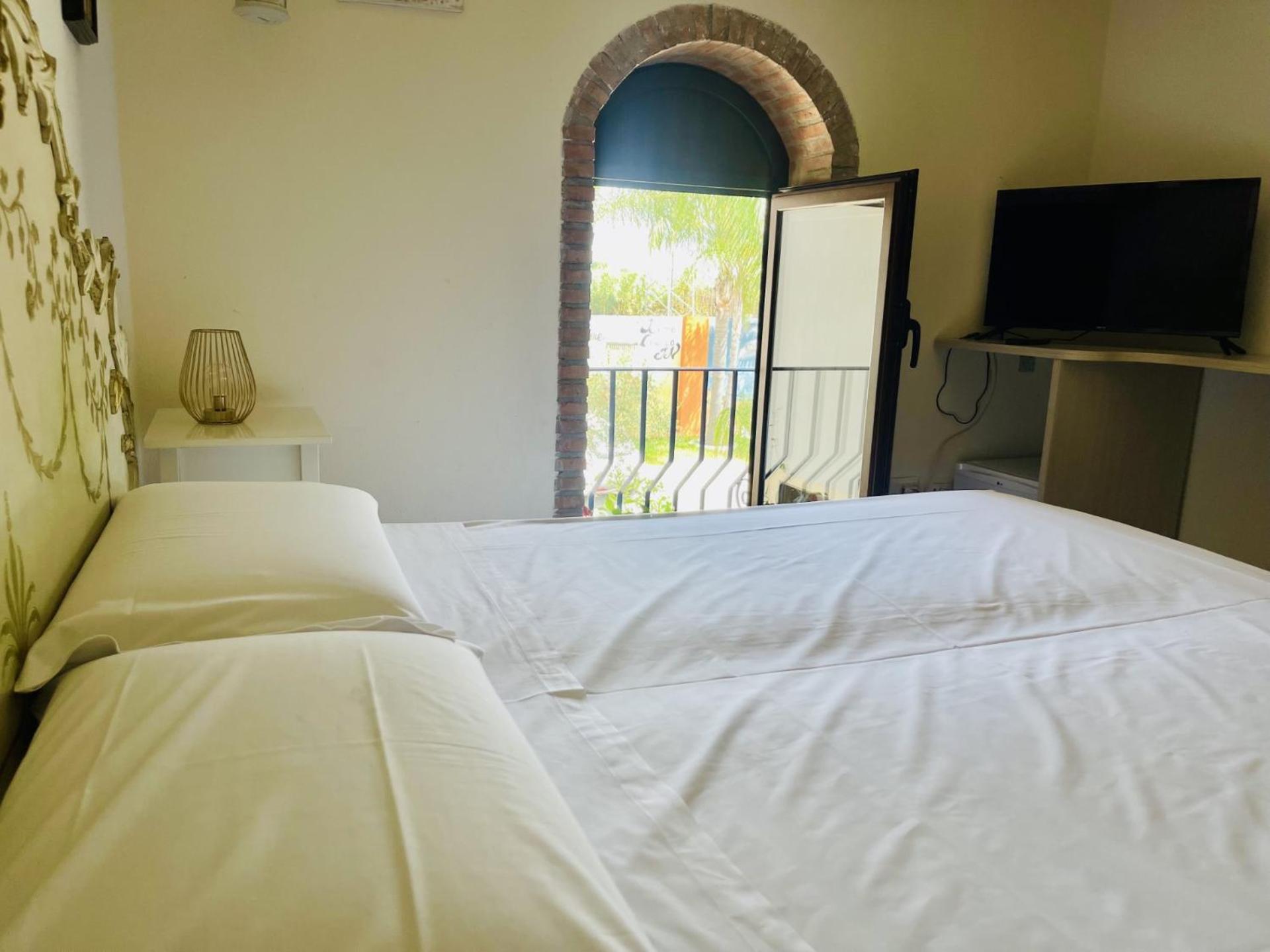 Bed and Breakfast Borgo Camicia In Barcellona Pozzo di Gotto Exterior foto